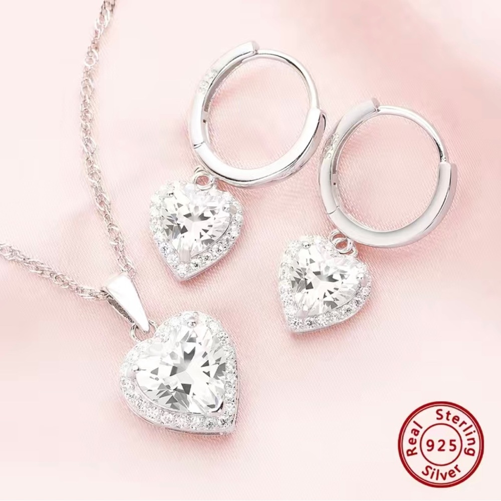 3pcs 925 Sterling Silver Heart Shaped CZ Jewelry Set